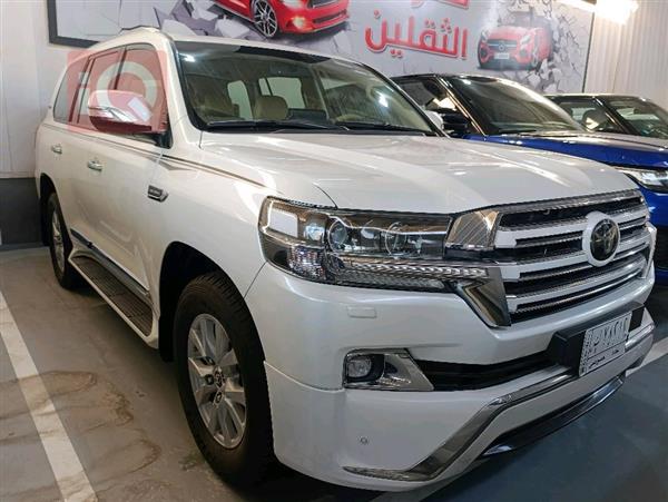 Toyota for sale in Iraq